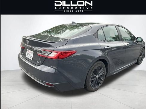 Used 2025 Toyota Camry SE FWD image 21