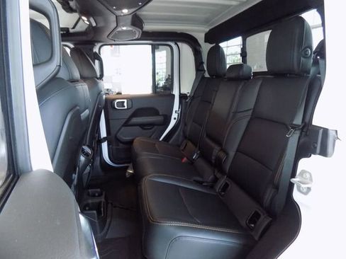 New 2026 Jeep Gladiator Sport image 19