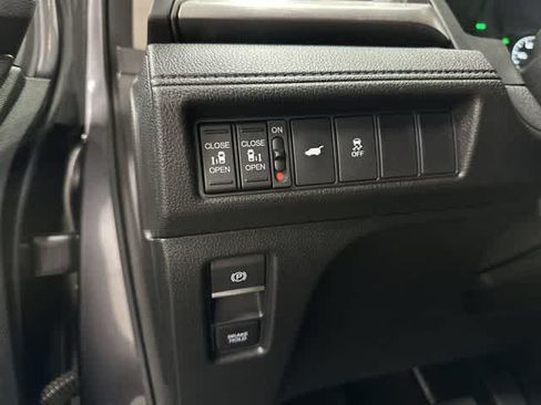 Used 2025 Honda Odyssey EX-L image 19