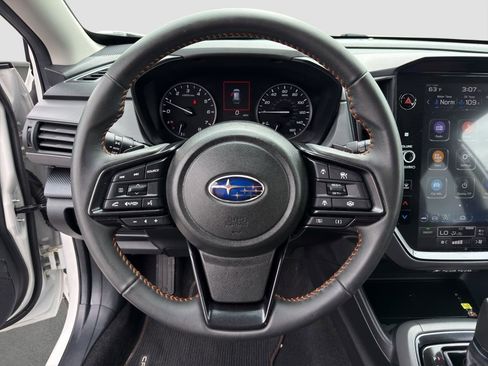Used 2025 Subaru Crosstrek 2.5i Limited w/ Crosstrek Mirror Package AWD/4WD image 10