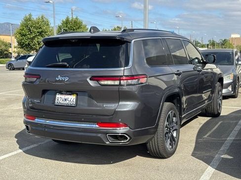 Used 2021 Jeep Grand Cherokee L Overland w/ Luxury Tech Group IV AWD/4WD image 4