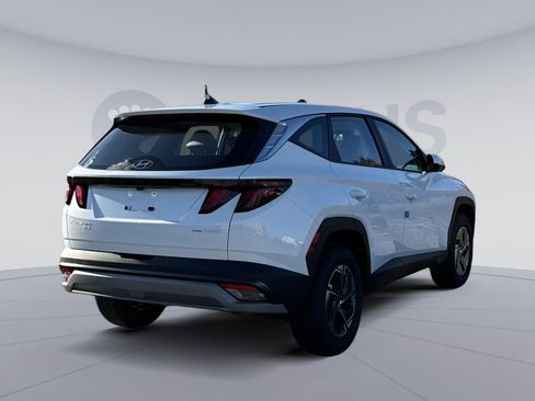 New 2026 Hyundai Tucson Blue SE image 7