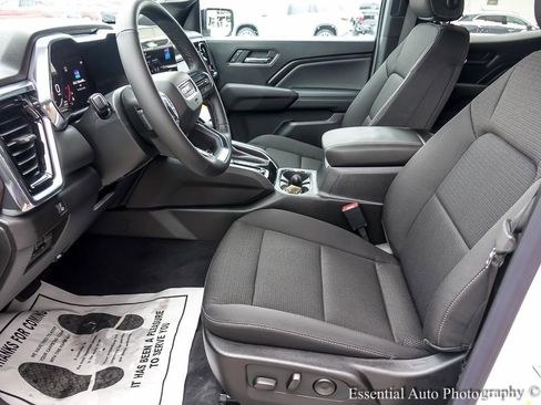 New 2026 GMC Canyon Elevation w/ Convenience Package image 8