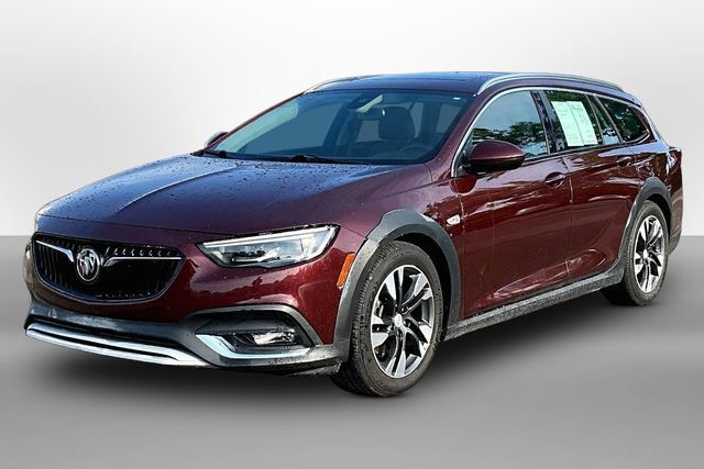 Used 2019 Buick Regal Essence w/ Driver Confidence Package I AWD/4WD image 3
