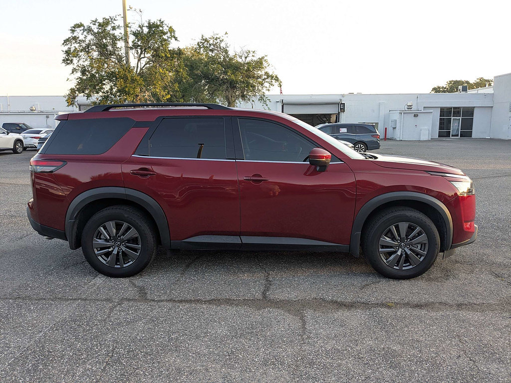 Used 2024 Nissan Pathfinder SV FWD image 47