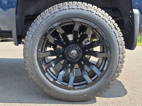 Used 2023 Chevrolet Silverado 1500 LT Trail Boss w/ Protection Package AWD/4WD image 14