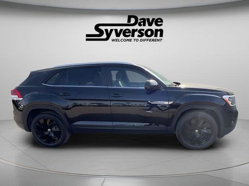 New 2026 Volkswagen Atlas Cross Sport SE AWD/4WD image 4