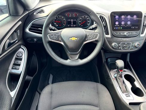 Used 2024 Chevrolet Malibu RS image 19