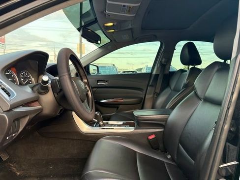 Used 2016 Acura TLX FWD image 12