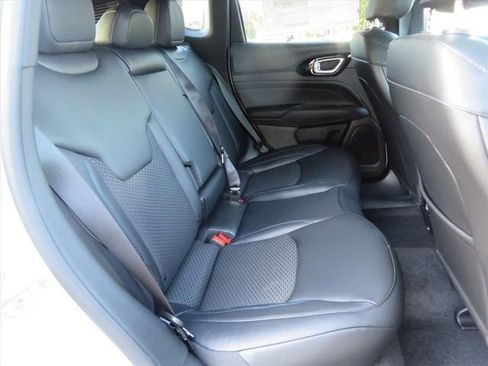 New 2026 Jeep Compass Latitude AWD/4WD image 28