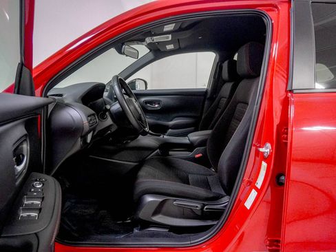 Certified 2026 Honda HR-V Sport image 19