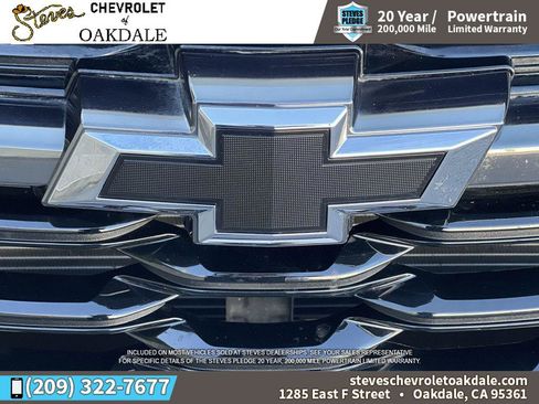 Certified 2025 Chevrolet Trax RS w/ Sunroof Package image 32