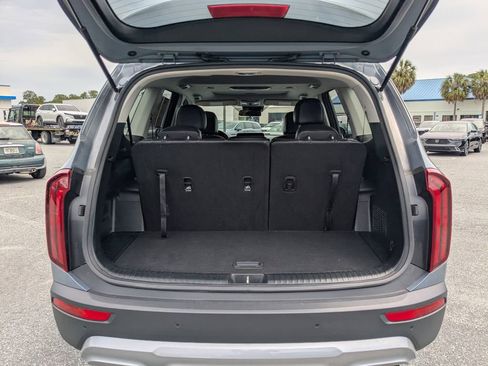 Used 2022 Kia Telluride S AWD/4WD image 12