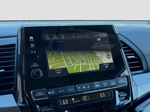 Used 2023 Honda Odyssey Elite image 13