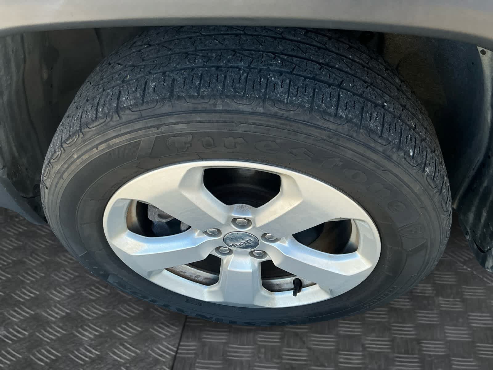 Used 2019 Jeep Compass Latitude w/ Popular Equipment Group AWD/4WD image 14