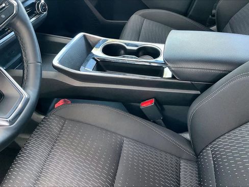 Used 2025 Chevrolet Equinox LT image 14