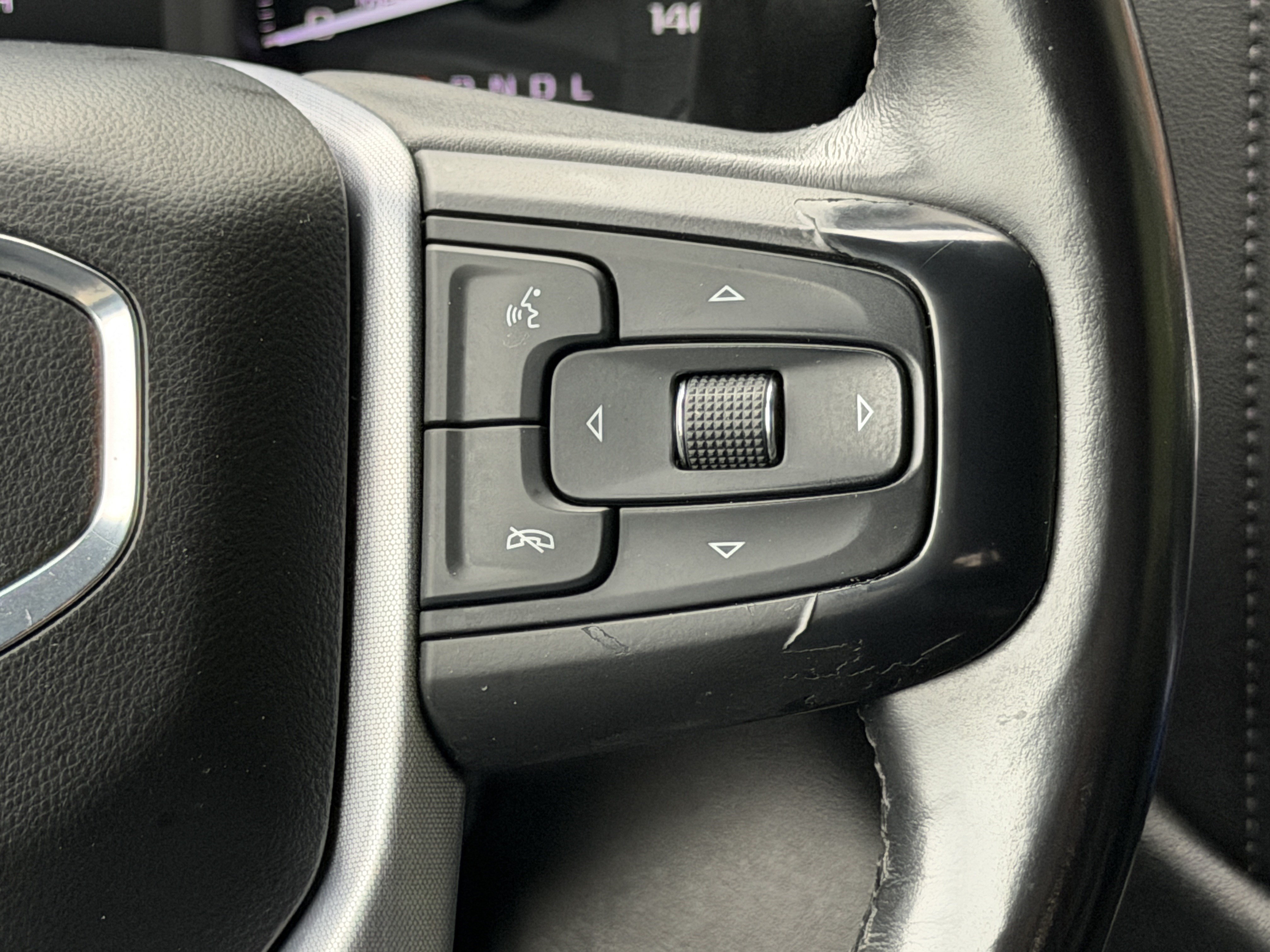 Used 2020 GMC Sierra 1500 SLT w/ SLT Premium Plus Package AWD/4WD image 33