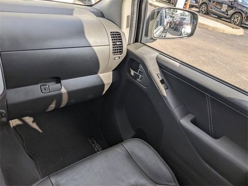 Used 2021 Nissan Frontier PRO-4X w/ Pro-4x Utility Package image 13