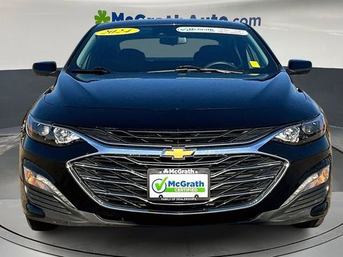 Used 2024 Chevrolet Malibu LT image 2