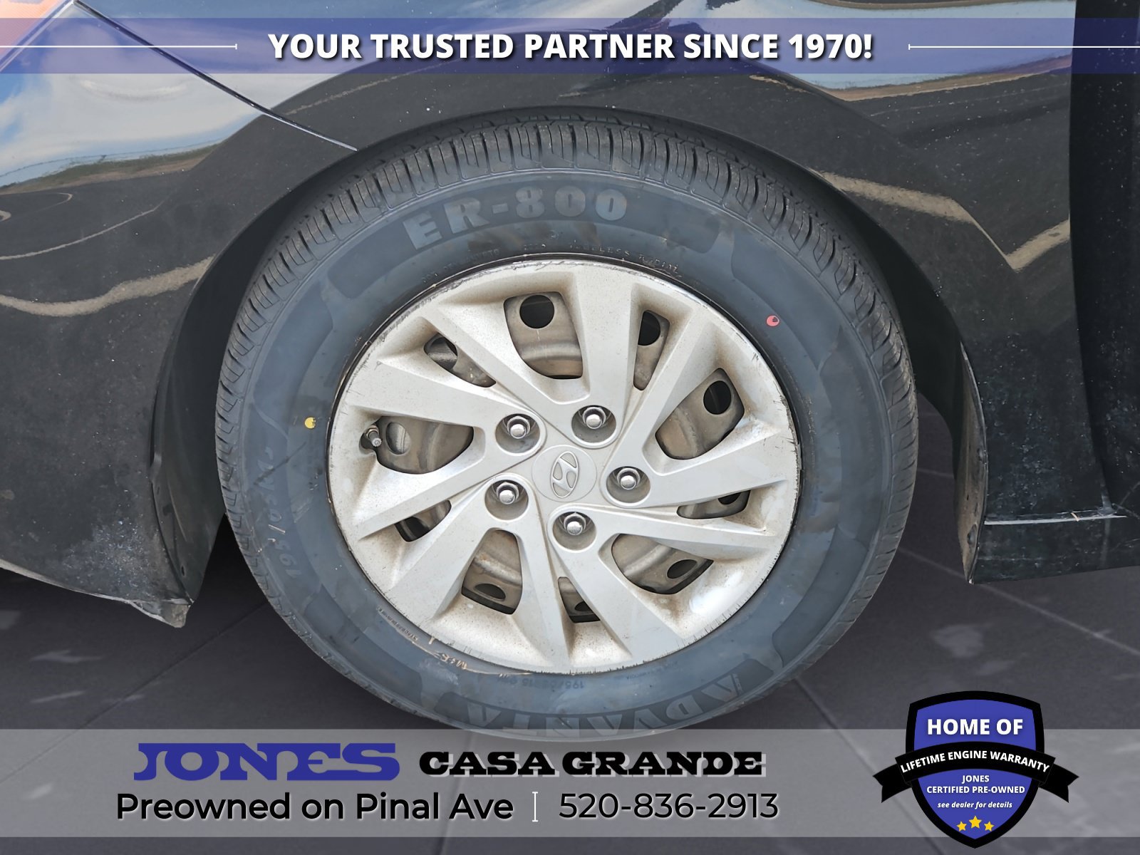 Used 2020 Hyundai Elantra SE FWD image 19