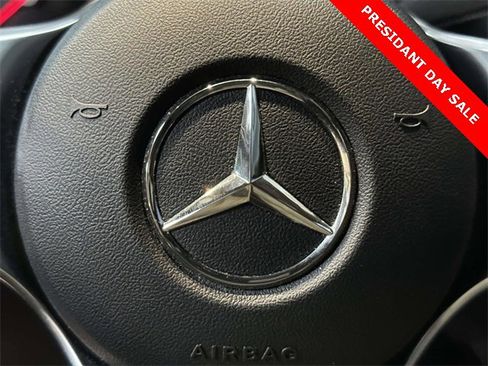Certified 2022 Mercedes-Benz GLC 300 4MATIC image 21
