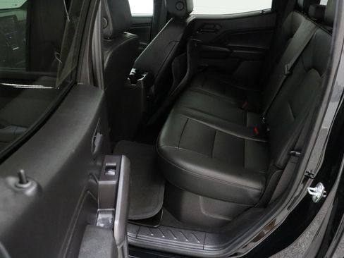 Used 2025 Chevrolet Colorado Trail Boss image 29