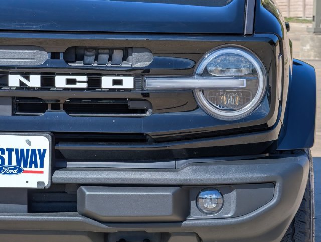 Used 2024 Ford Bronco Outer Banks AWD/4WD image 8