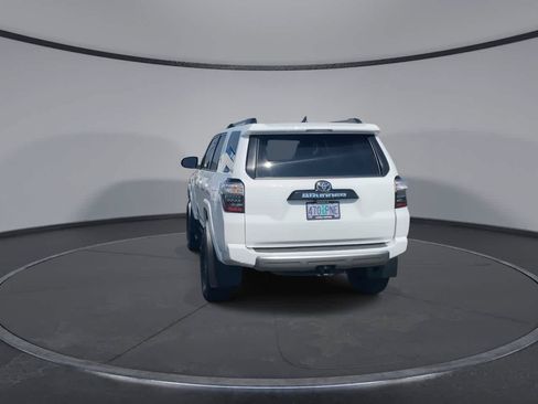 Used 2023 Toyota 4Runner TRD Off-Road Premium w/ Moonroof Package AWD/4WD image 7