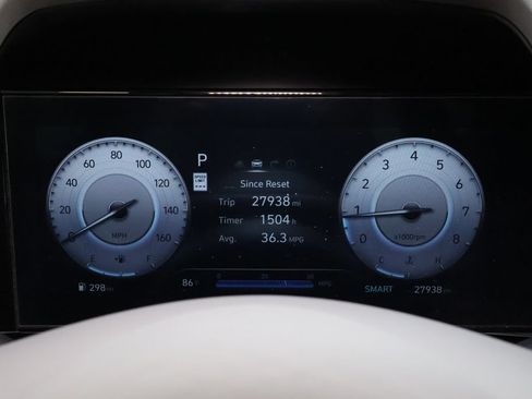 Used 2024 Hyundai Elantra SEL FWD image 17