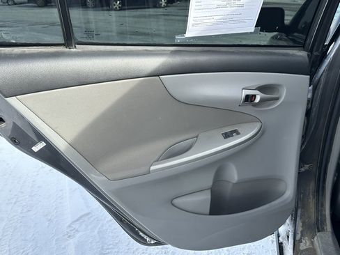 Used 2013 Toyota Corolla LE w/ Premium Pkg image 13