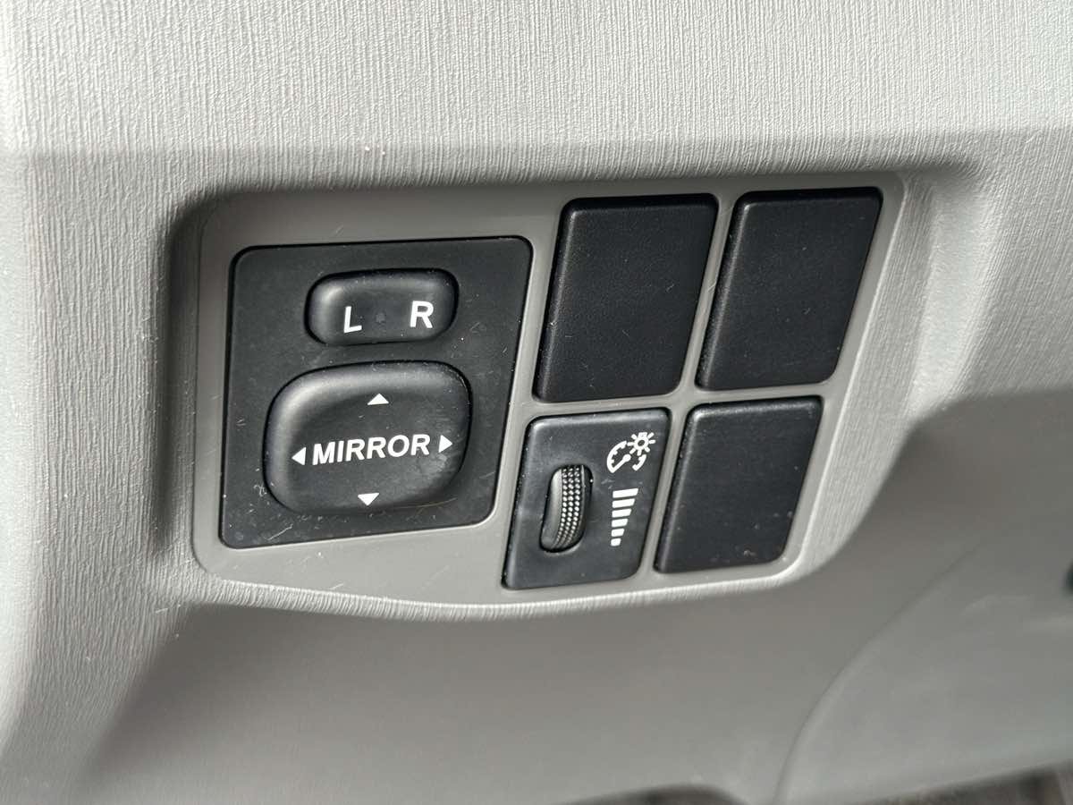 Used 2010 Toyota Prius Three w/ Navigation Pkg FWD image 26