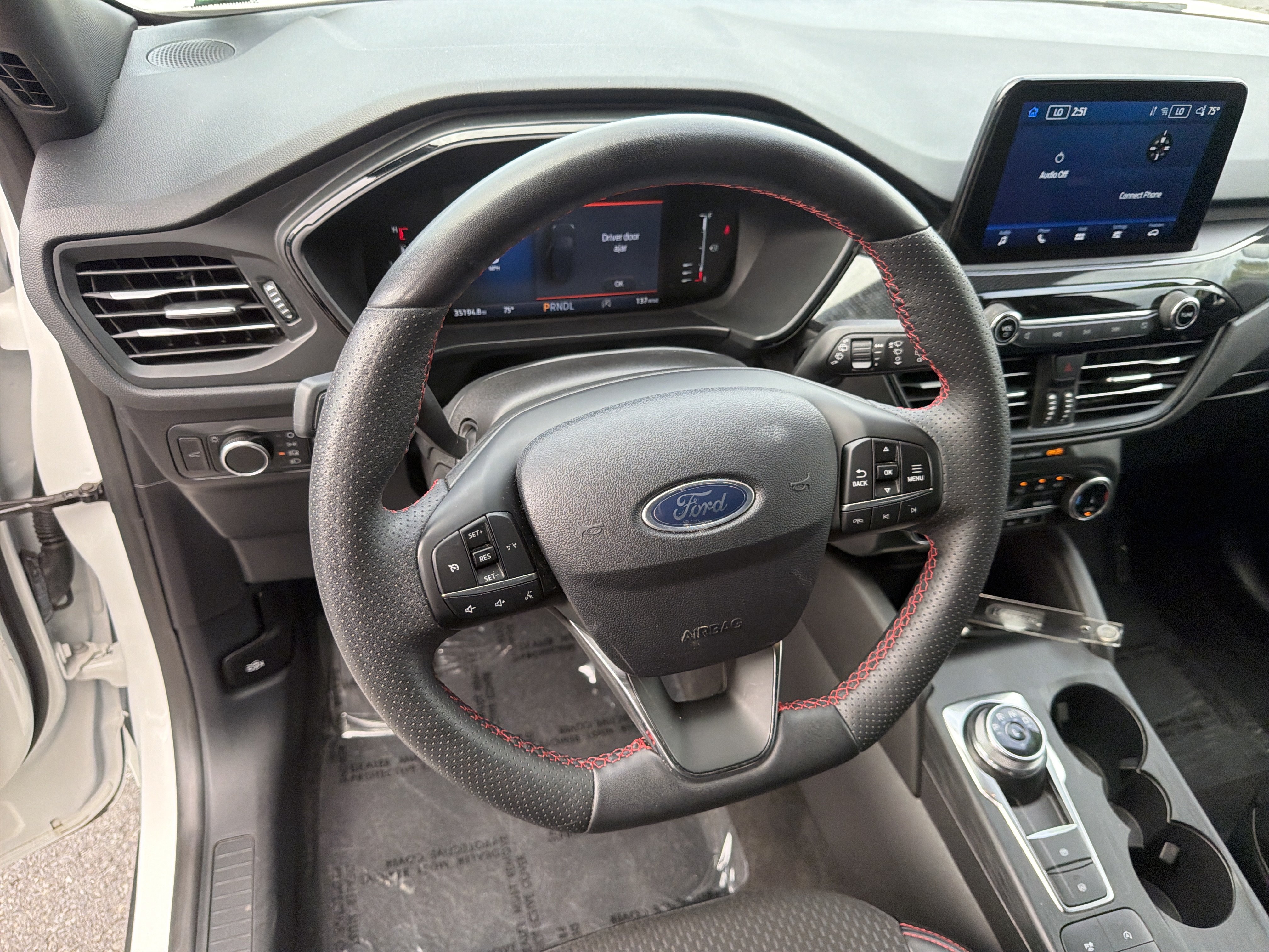 Used 2024 Ford Escape ST-Line AWD/4WD image 17