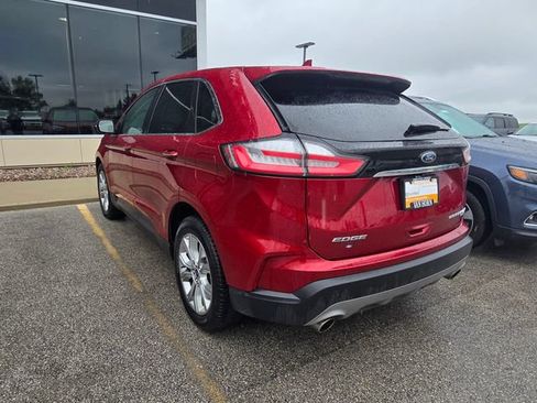 Used 2019 Ford Edge Titanium w/ Cold Weather Package AWD/4WD image 5