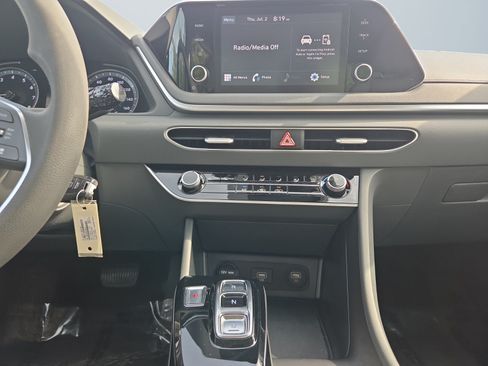 Certified 2023 Hyundai Sonata SE FWD image 13
