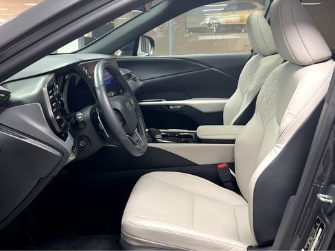 Certified 2026 Lexus RX 350h AWD/4WD image 9