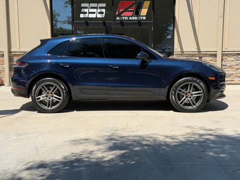 Used 2021 Porsche Macan S AWD/4WD image 2