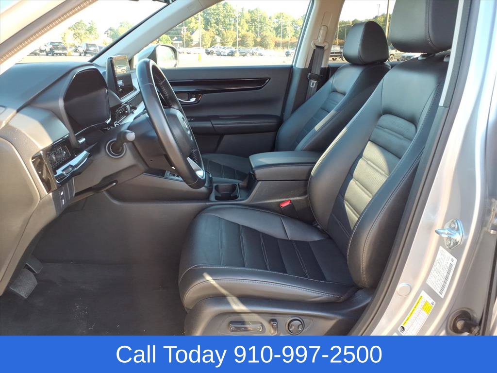 Used 2025 Honda CR-V EX-L image 9