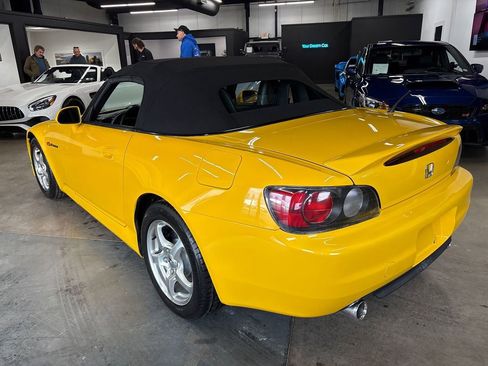 Used 2003 Honda S2000 image 12