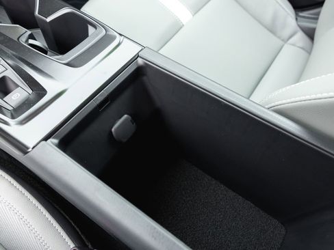 Used 2026 Toyota Camry SE image 22