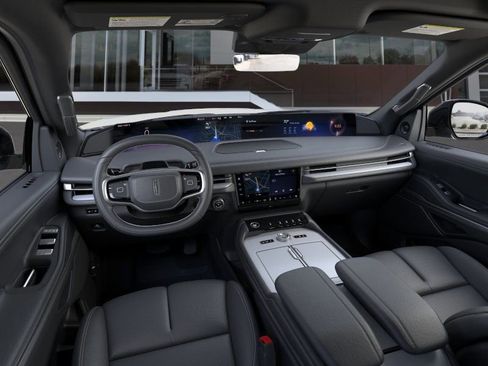 New 2025 Lincoln Navigator Reserve w/ Jet Appearance Package AWD/4WD image 9