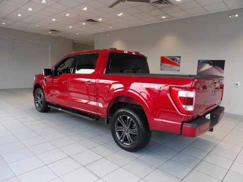 Used 2021 Ford F150 Lariat w/ Equipment Group 502A High AWD/4WD image 6