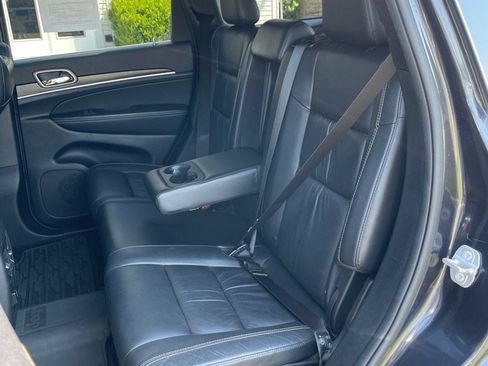 Used 2014 Jeep Grand Cherokee Limited AWD/4WD image 19