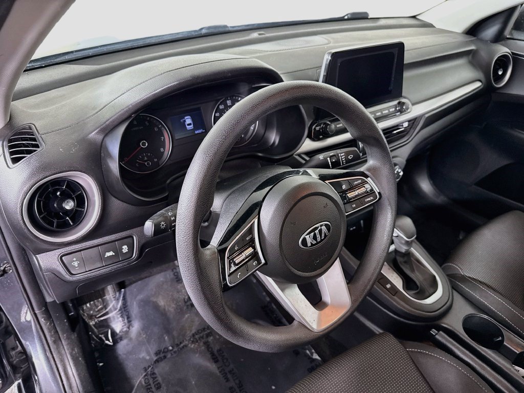 Used 2020 Kia Forte LXS FWD image 21