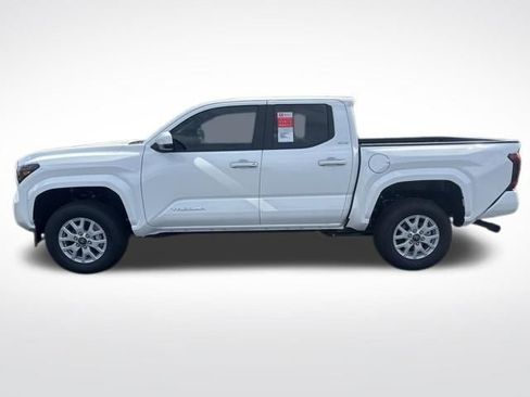 New 2026 Toyota Tacoma SR5 AWD/4WD image 2