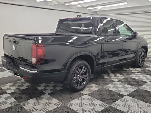 Used 2017 Honda Ridgeline Sport image 6