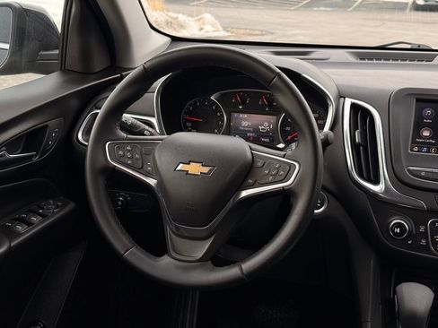 Used 2024 Chevrolet Equinox LT image 19