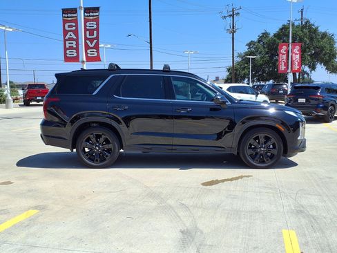 Used 2025 Hyundai Palisade XRT FWD image 4