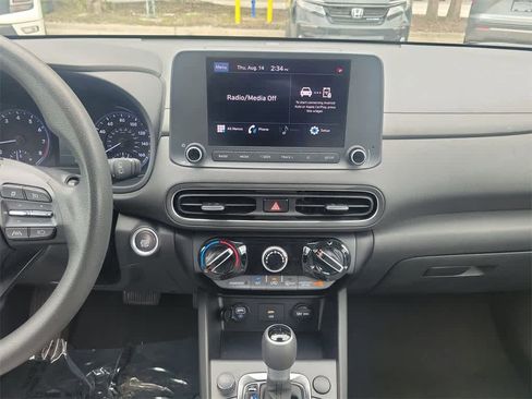 Used 2023 Hyundai Kona SEL image 16