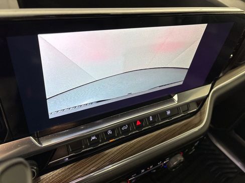 Used 2025 Chevrolet Silverado 1500 LT image 35