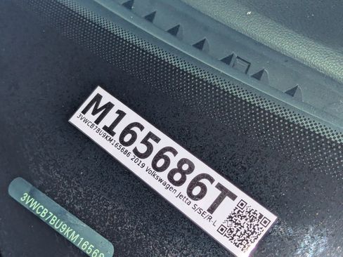 Used 2019 Volkswagen Jetta R-Line image 16